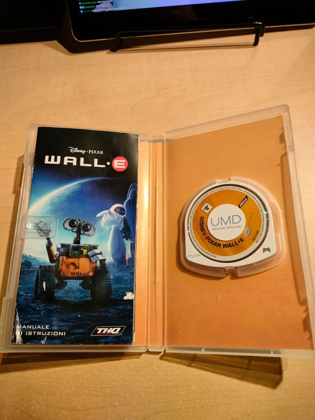 Wall-E Videogame for PSP Disney Pixar