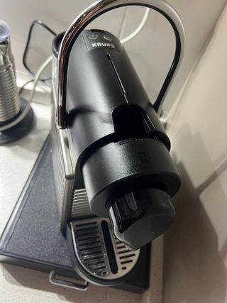 Cafetera usada Krups Nespresso 