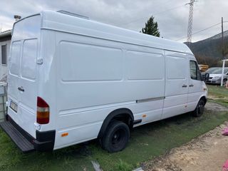 Furgoneta mercedes Benz