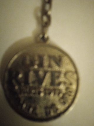 llavero gin Ribes Paris 1979 medalla de oro