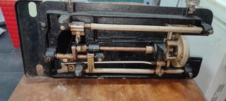 Máquina de coser SIGMA antigua