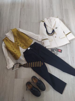 TRAJE  Y ZAPATOS COMUNIÓN NIÑO