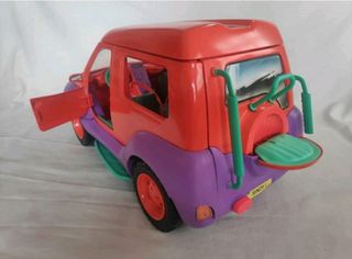 Coche de juguete. Caravana Cindy