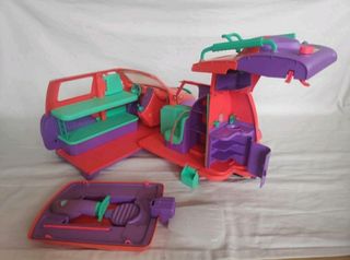 Coche de juguete. Caravana Cindy