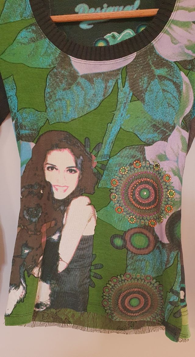 🧶 Jersey de DESIGUAL. estampado verde rosa XS