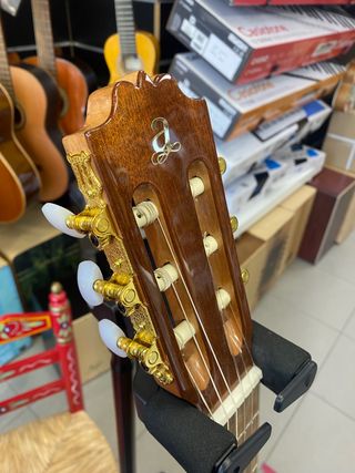Guitarra Española admira A1
