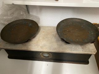 Balanza antigua de marmol