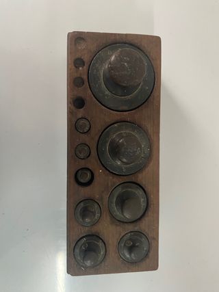 Balanza antigua de hierro