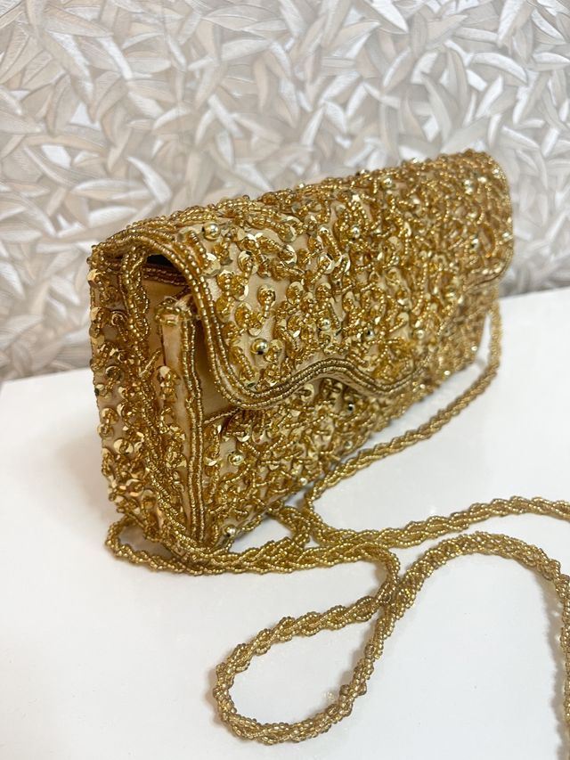 Bolso de fiesta dorado