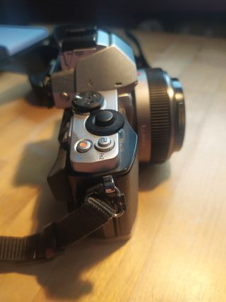 Cámara Olympus + Objetivo