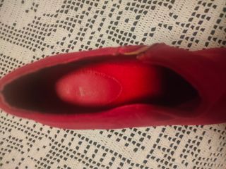 botines rojos 