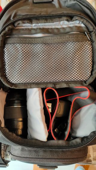 Canon 1200d + 18-55 IS II +Funda original