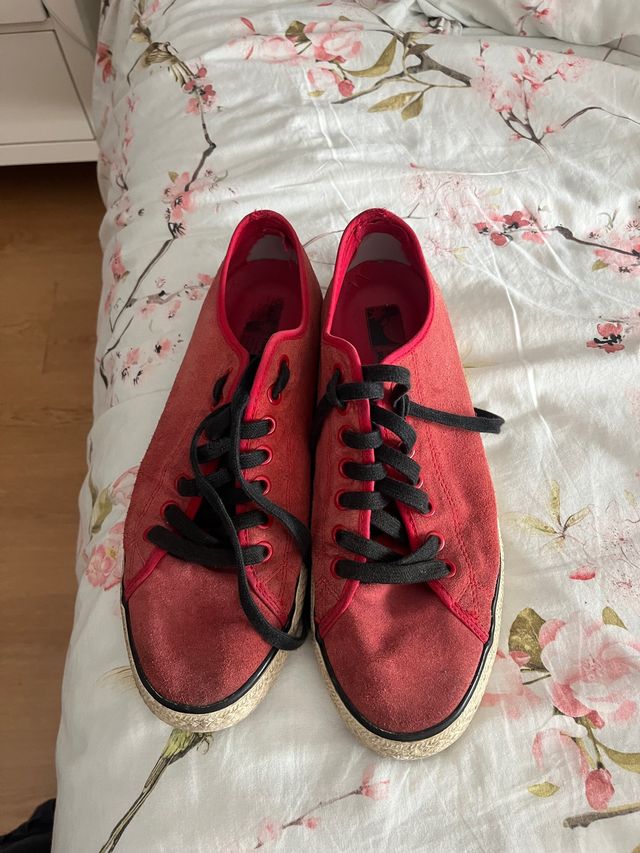 Zapatillas de vestir rojas the hundreds