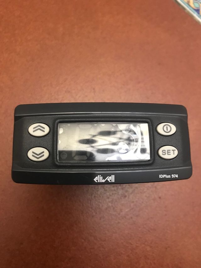 Controlador temperatura ELIWELL IDPLus 974