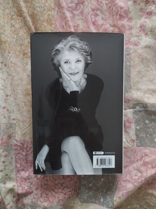 Suite 405 - Sveva Casati Modignani