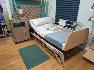 Cama articulada eléctrica elevable Pardo