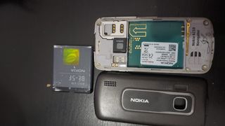 VENDO LOTE DE TELÉFONO ANTIGUOS CON CARGADOR