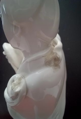Guanyin scultura in porcellana bianca