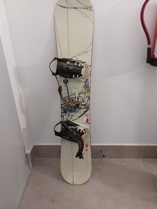 Tabla snow con fijaciones