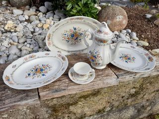 Vajilla Pontesa Completa. Sin uso