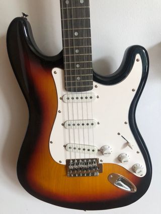 Guitarra eléctrica OQAN