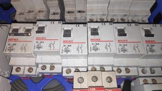 Magnetotermicos varios