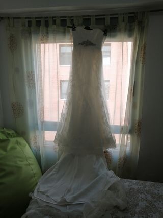 Vendo vestido novia seminuevo"Casa Francesca"250€