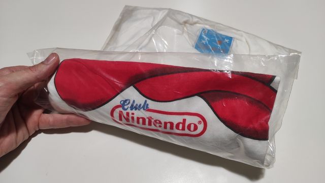 Me queda solo 1. Camiseta promo Club Nintendo 1995