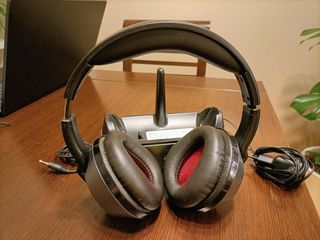 Auriculares inalámbricos Philips SHC8535/10