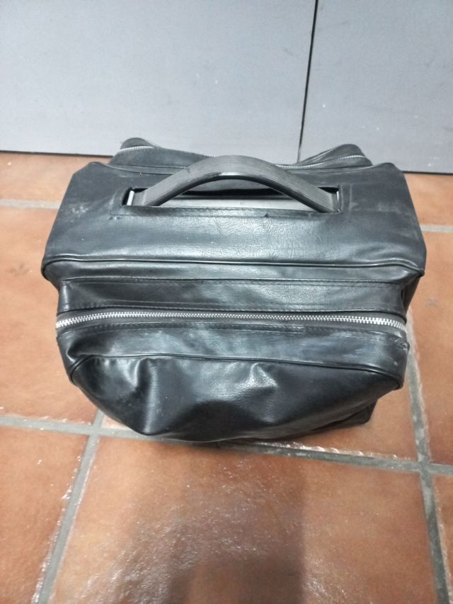 ELECTROCARDIOGRAPH 8823