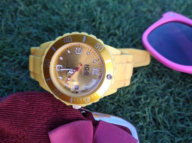 pack 2 monederos, gafas y reloj