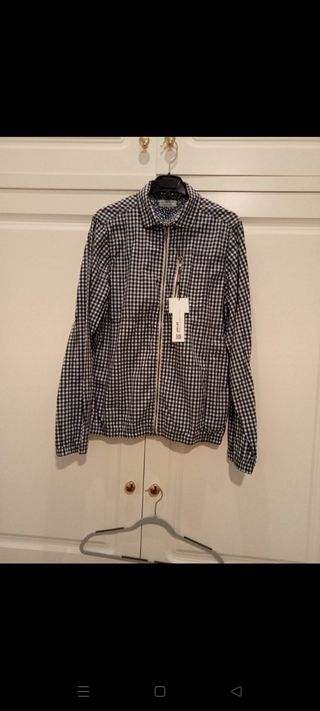 Cazadora de hombre de verano. Zara