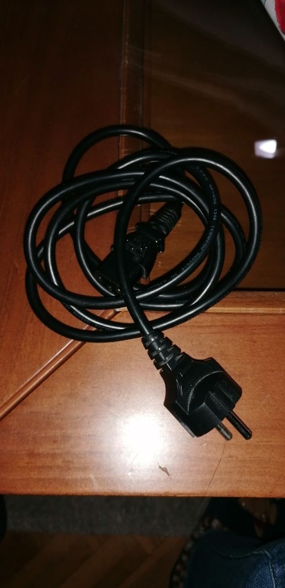 cable alimentación pc