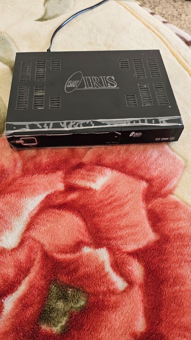 receptor IRIS 9900HD