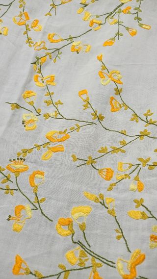 🌻Mantelería 2m antigua de lino bordada a mano