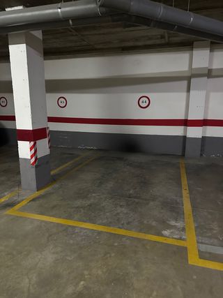 OPORTUNIDAD NEGOCIABLE VENTA PLAZA de Garaje