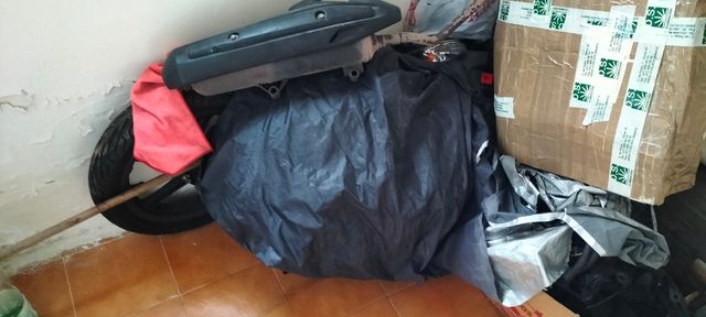 DESPIECE ! de motor  honda pcx - sh  125. 2012