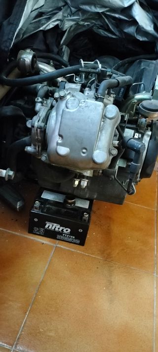 DESPIECE ! de motor  honda pcx - sh  125. 2012