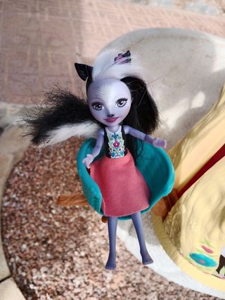 casa grande de enchantimal con complementos 15 €.