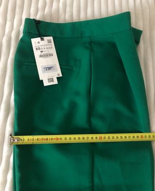 Pantalón Trousers pinzas - Talla XS - Zara - etiq
