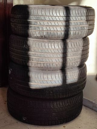 4 ruedas de Volkswagen R16