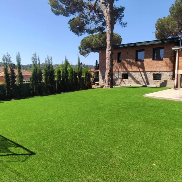Césped Artificial y proyectos de jardineria