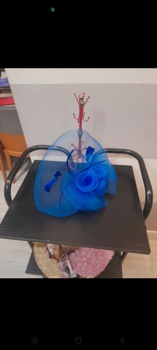 tocado azul marino