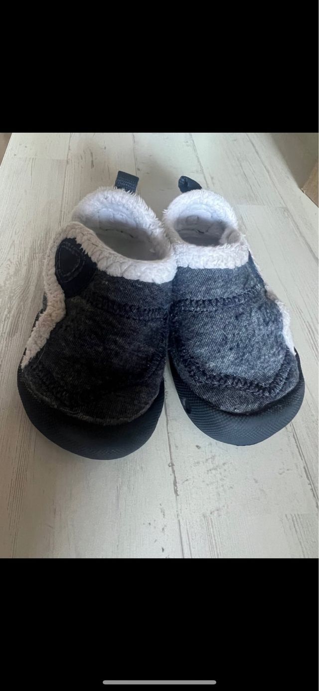 Lote Attipas talla 20 + Domyos talla 21