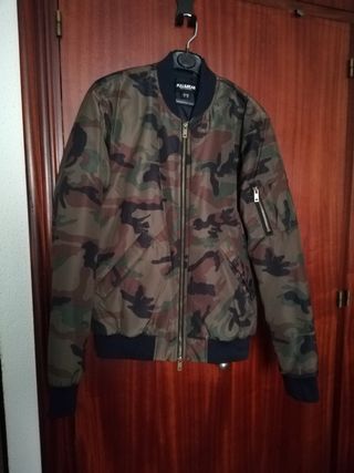 chaqueta de hombre de pull&bear 