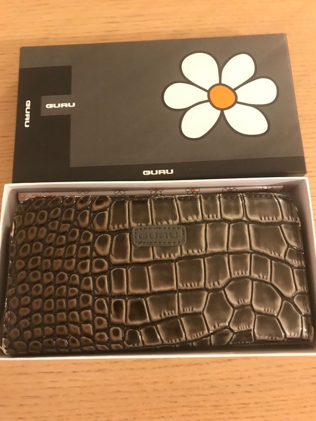 Portafoglio donna Guru