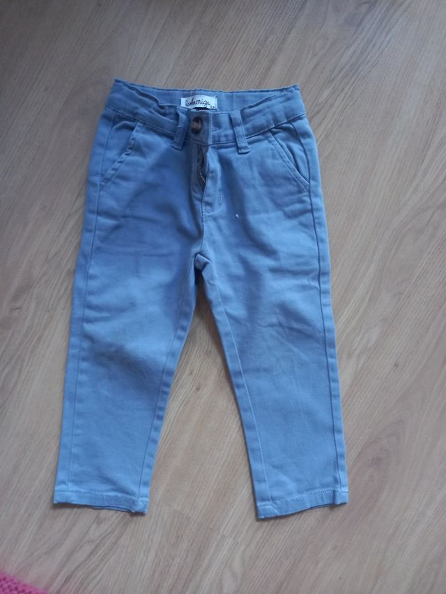 pantalón marca laormiga 2 años color gris