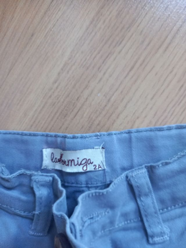 pantalón marca laormiga 2 años color gris