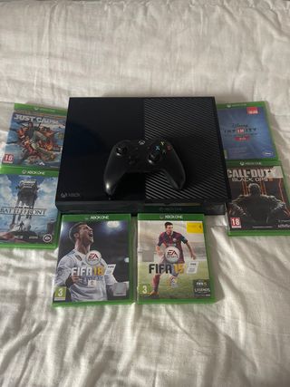 Xbox one y caja (no incluye los juegos ni mando)