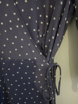 vestido lunares invitada, feria, cocktail